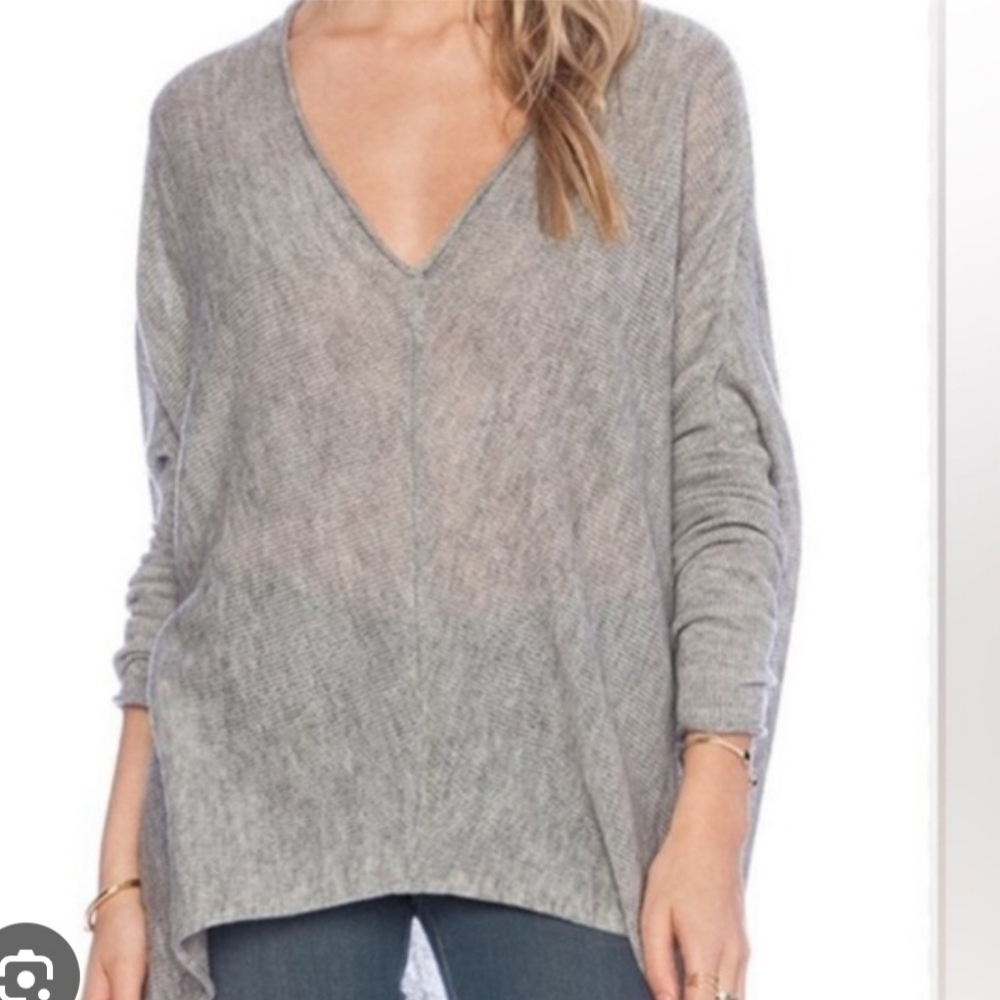 Free People Grey V-Neck Sweater Size L